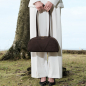 Preview: Schultertasche aus Wildleder in dunkelbraun